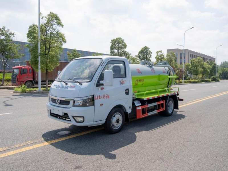 RLQ5045GXWE6东风途逸吸污车