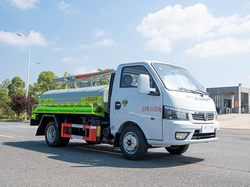 RLQ5045GXEE6东风途逸吸粪车