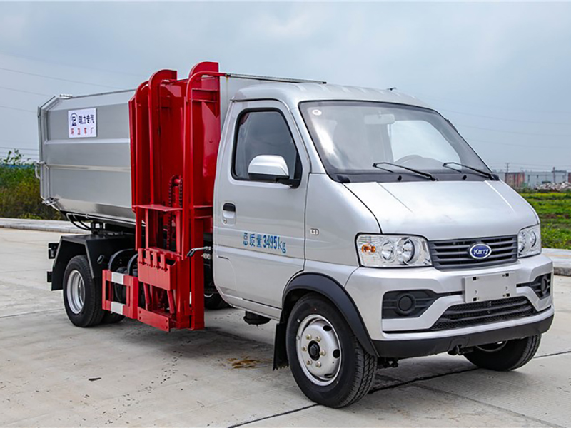 CLW5030ZZZ6RL开瑞5方挂桶垃圾车
