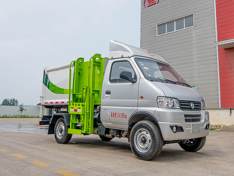 RLQ5035ZZZB6尖头小霸王挂桶垃圾车