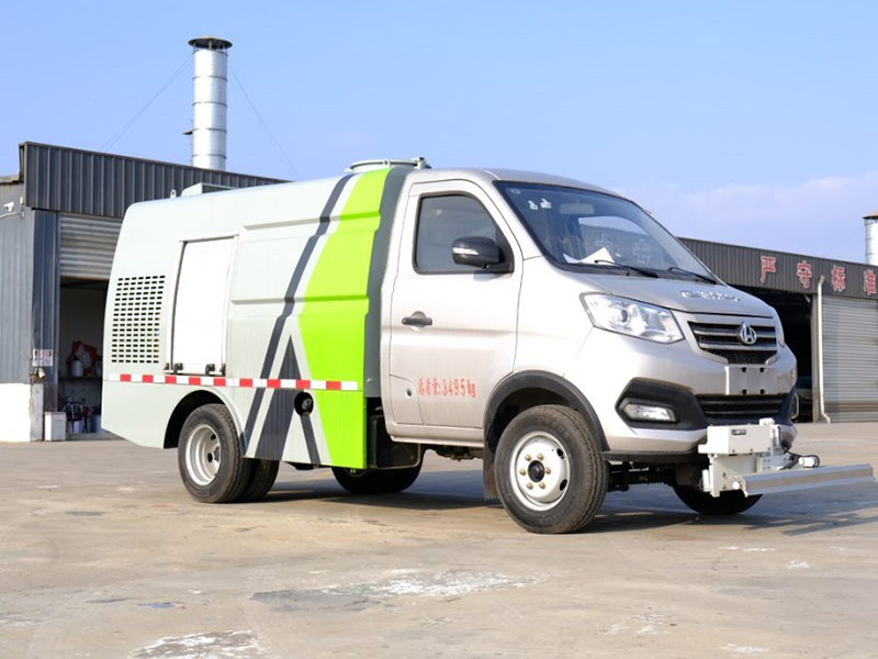 长安后双轮路面养护车