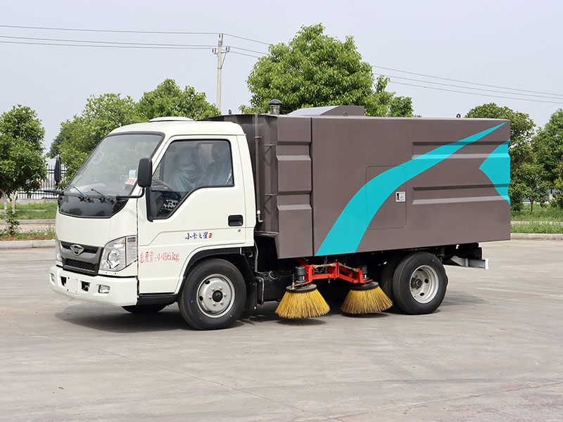 福田扫路车