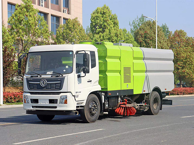 东风天锦洗扫车/9方水/7方尘