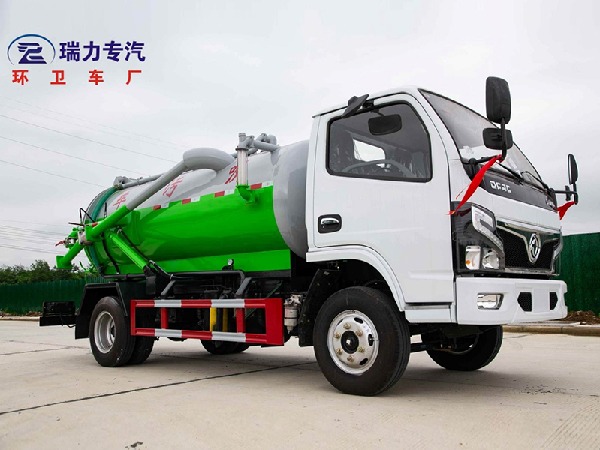 RLQ5075GXWE6东风福瑞卡3308轴距吸污车