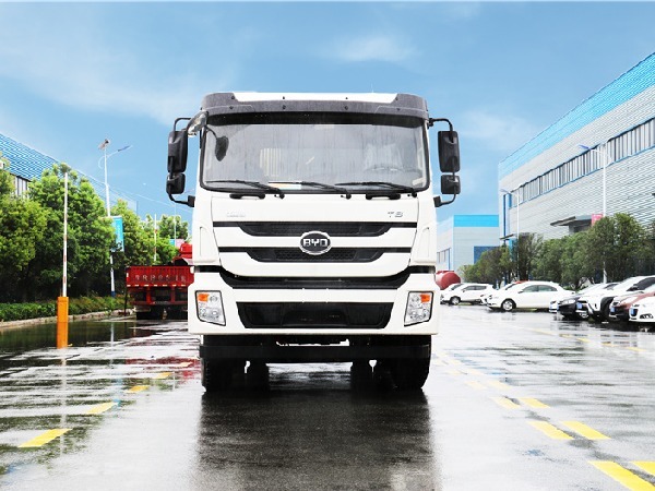 比亚迪T8纯电动压缩车